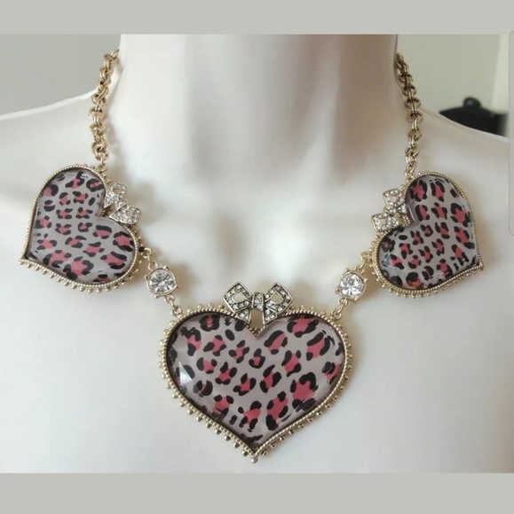 Collier Betsey Johnson Léopard - 26 Pouces Avec Charmes Amovibles - Neuf Avec Étiquettes (Prix Magasin 85$)
